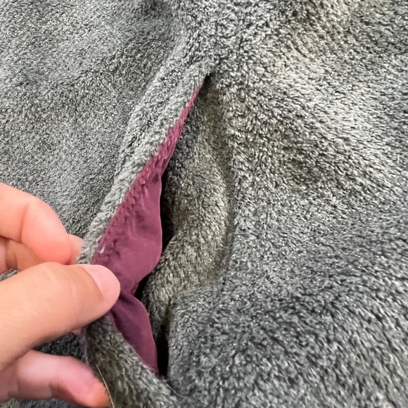 Patagonia Women's Re-Tool Half-Snap Fleece Pullover Gray/Maroon Size Small - Picture 5 of 10